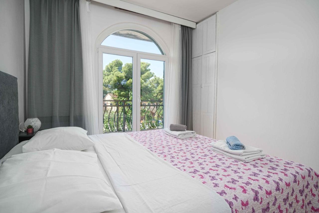 Apartments Micin Vodice Exterior foto